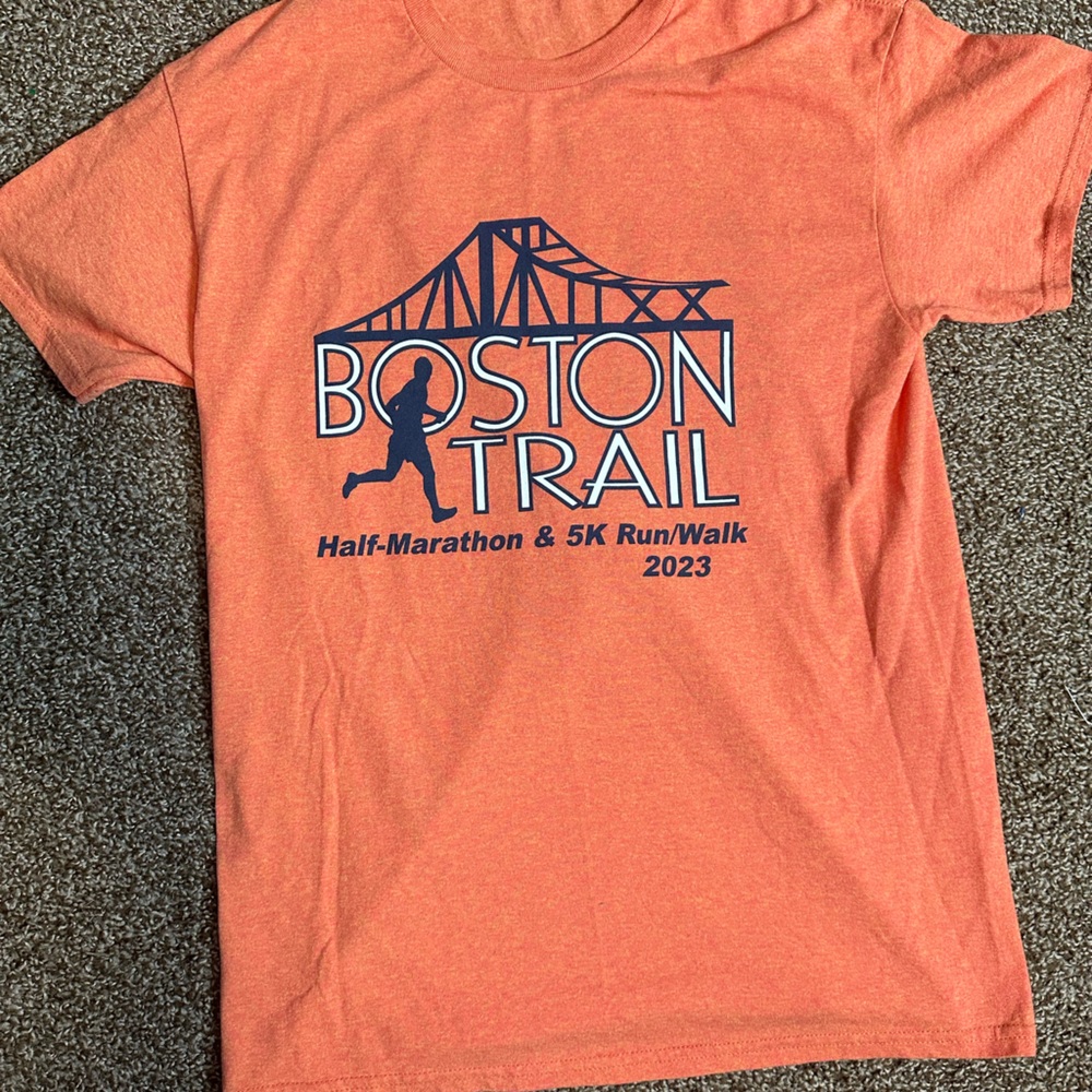 Men’s Boston Trail Tshirt size M